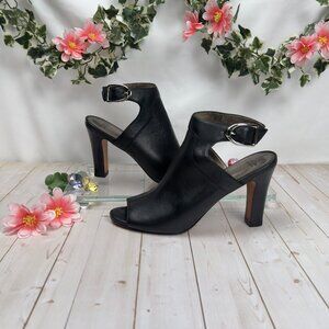 Johnston & Murphy Black Leather Peep-Toe Ankle Strap Heels Size 8M